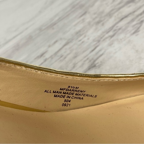 Marc Fisher Darreny Pointy Toe Gold Silver Glitter Pump 9 1/2 - Picture 10 of 13